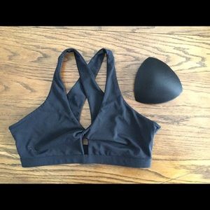 Fabletics Ellie sports bra, size large.